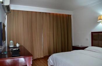 Wuhan Tianlun Holiday Hotel Экстерьер фото